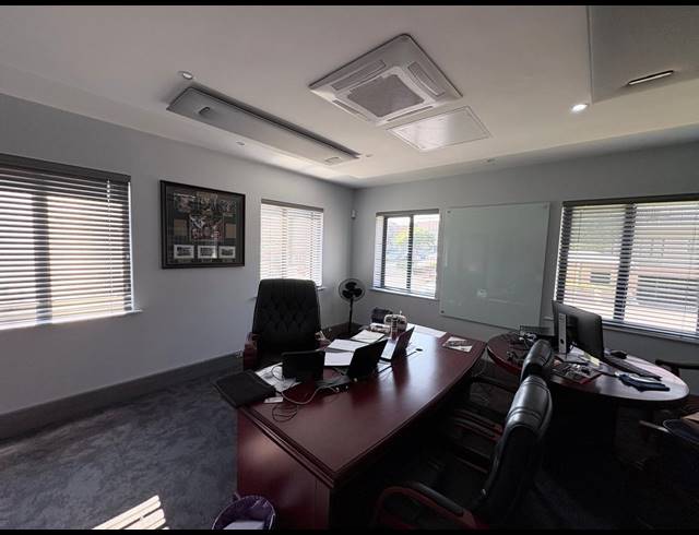 461M² OFFICE TO LET IN VORNA VALLEY